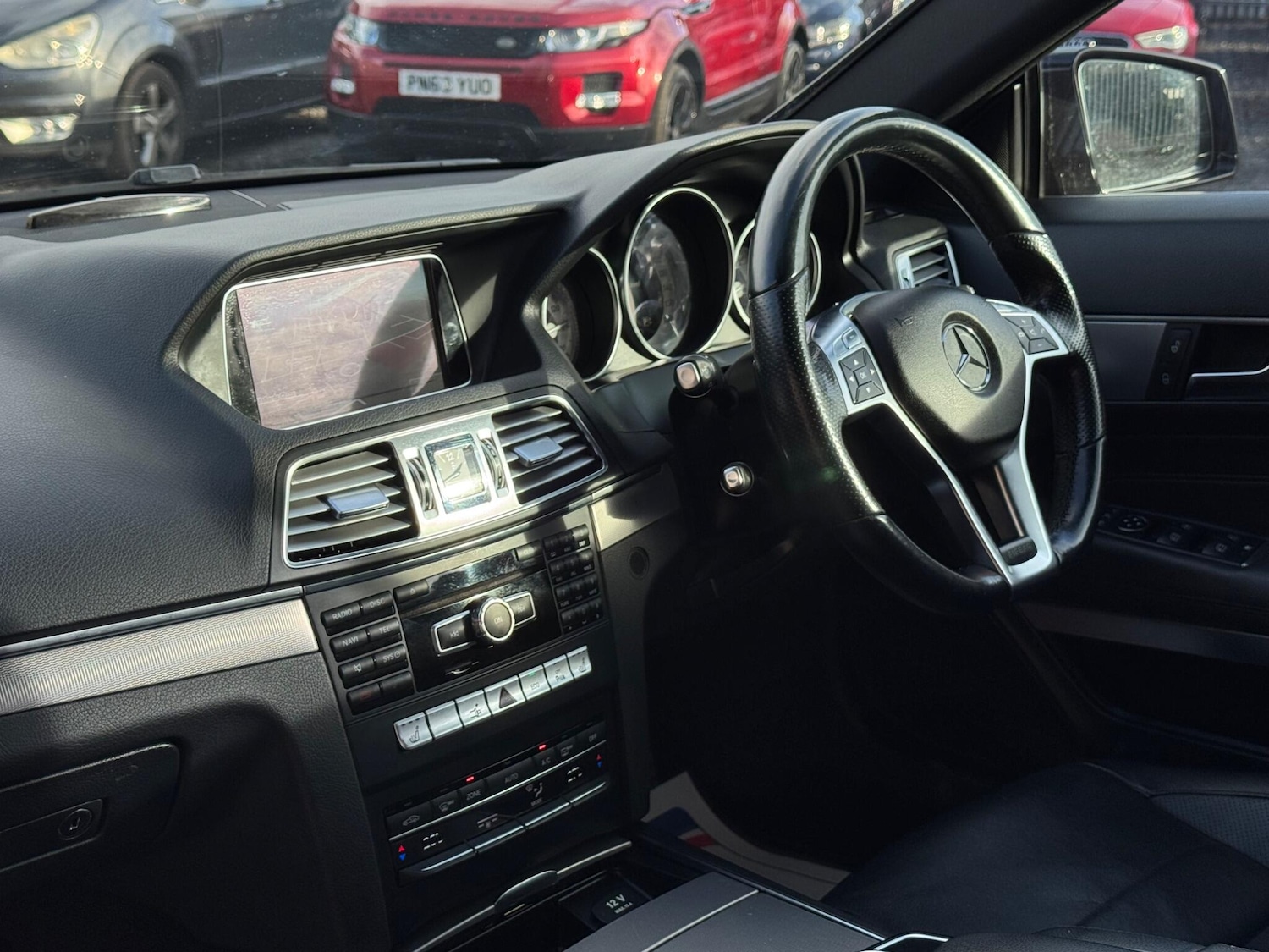 Used Mercedes-Benz E Class for sale - 77267397: Photo 19