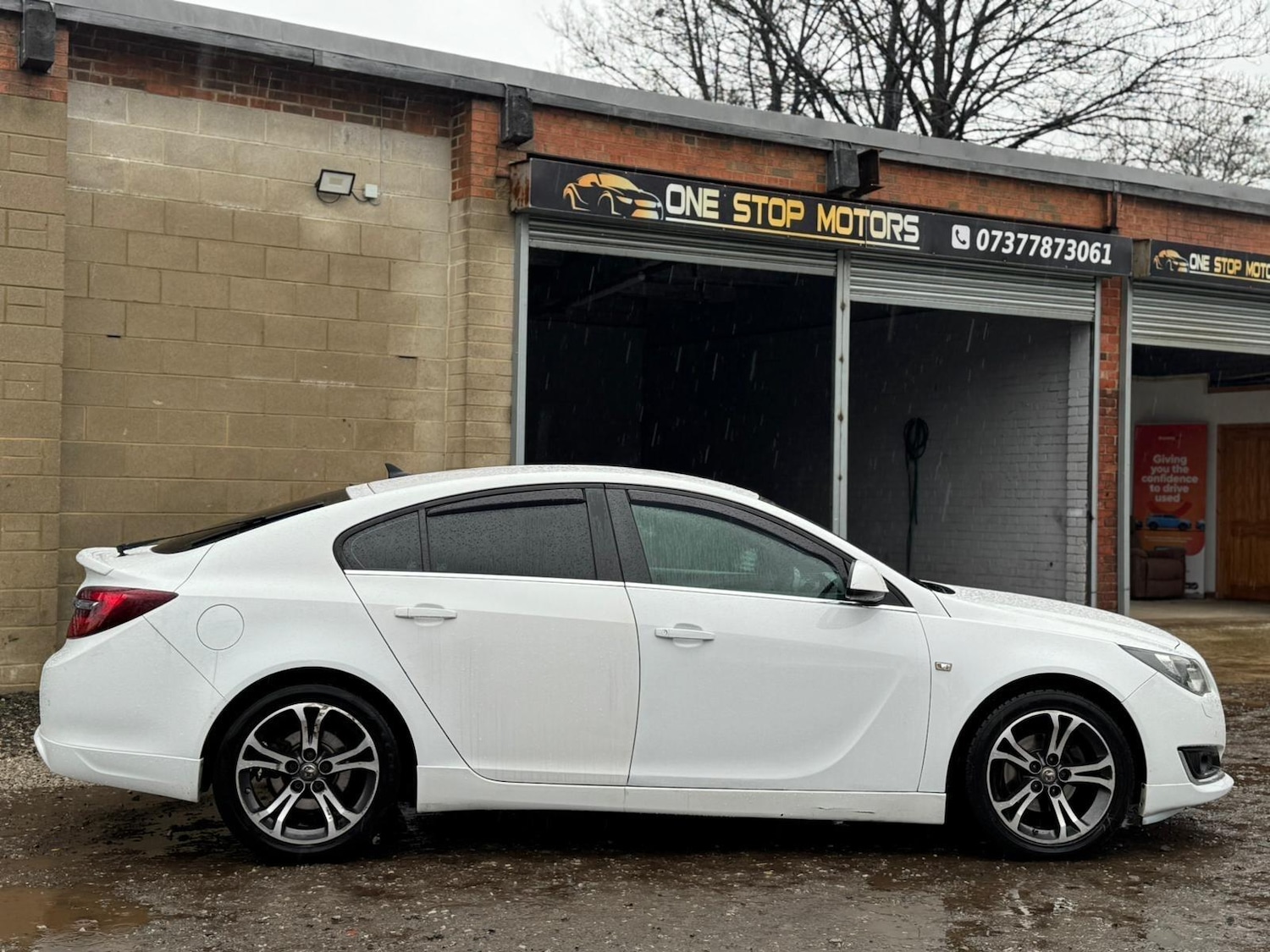 Used Vauxhall Insignia 2014 for sale - 77468107: Photo 9