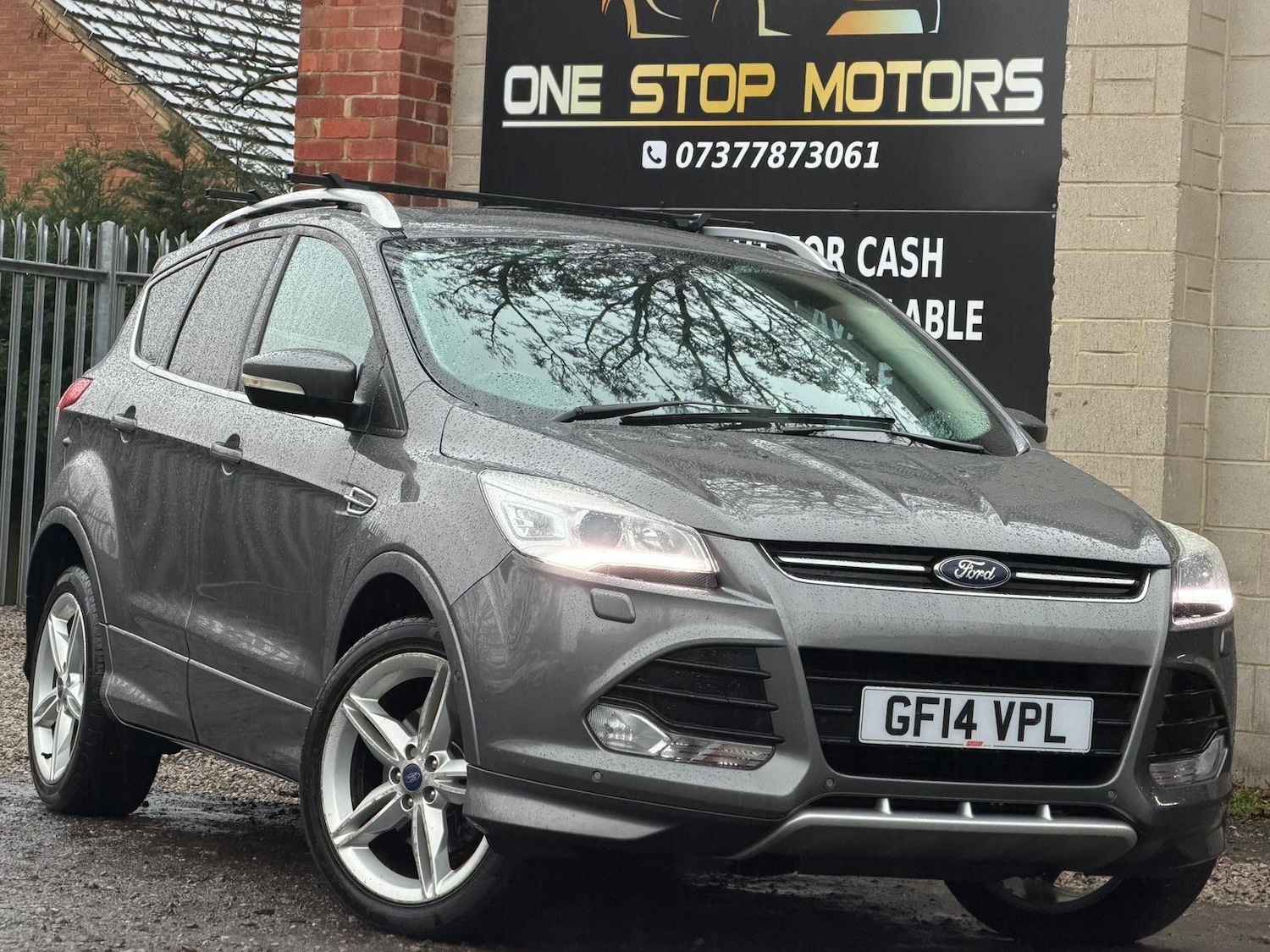 Used Ford Kuga 2014 for sale - 76824794: Photo 1