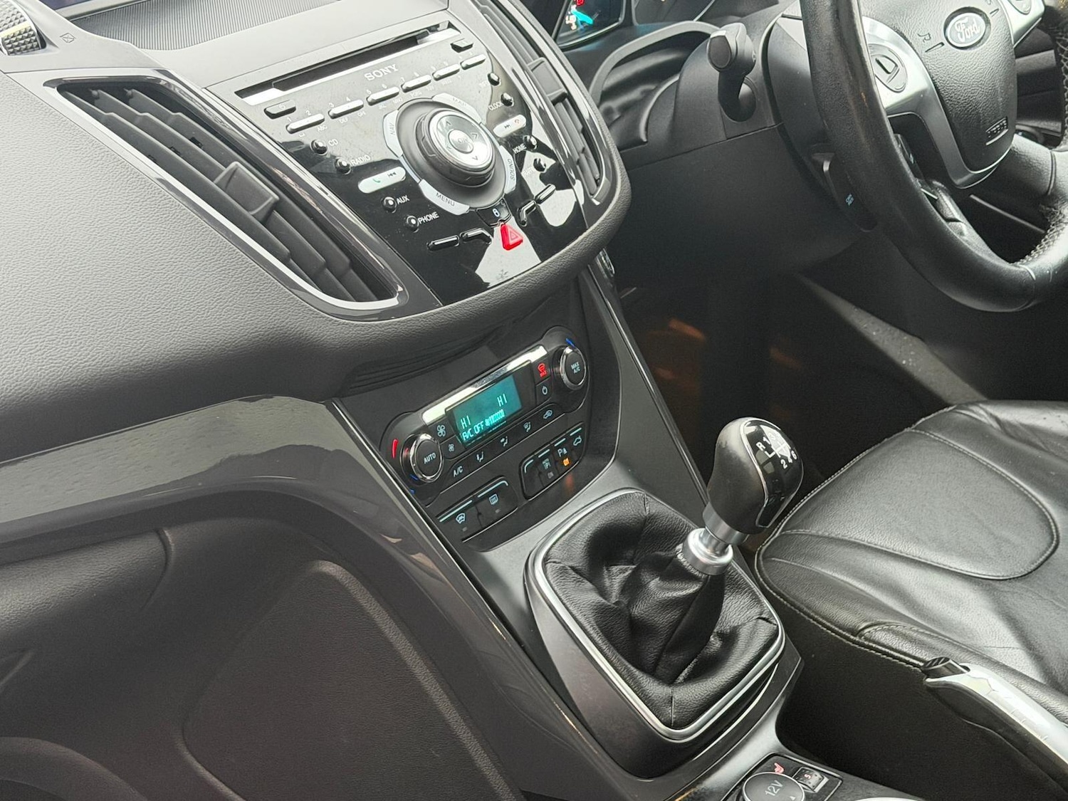 Used Ford Kuga 2014 for sale - 76824794: Photo 13