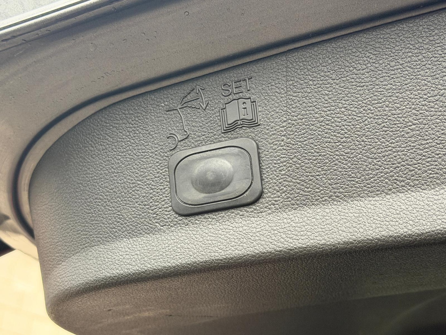 Used Ford Kuga 2014 for sale - 76824794: Photo 19