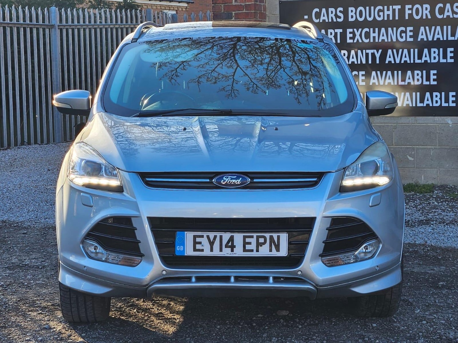 Used Ford Kuga 2014 for sale - 77892340: Photo 2