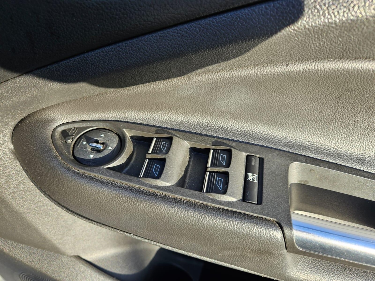 Used Ford Kuga 2014 for sale - 77892340: Photo 25