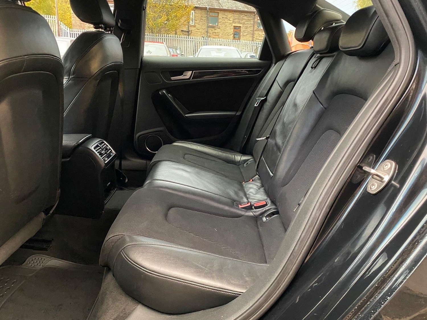 Used Audi A4 2014 for sale - 76433183: Photo 14