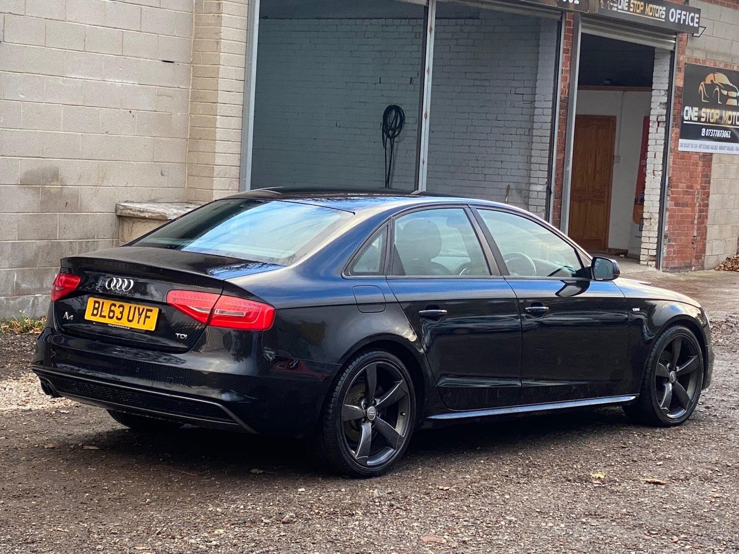 Used Audi A4 2014 for sale - 76433183: Photo 22