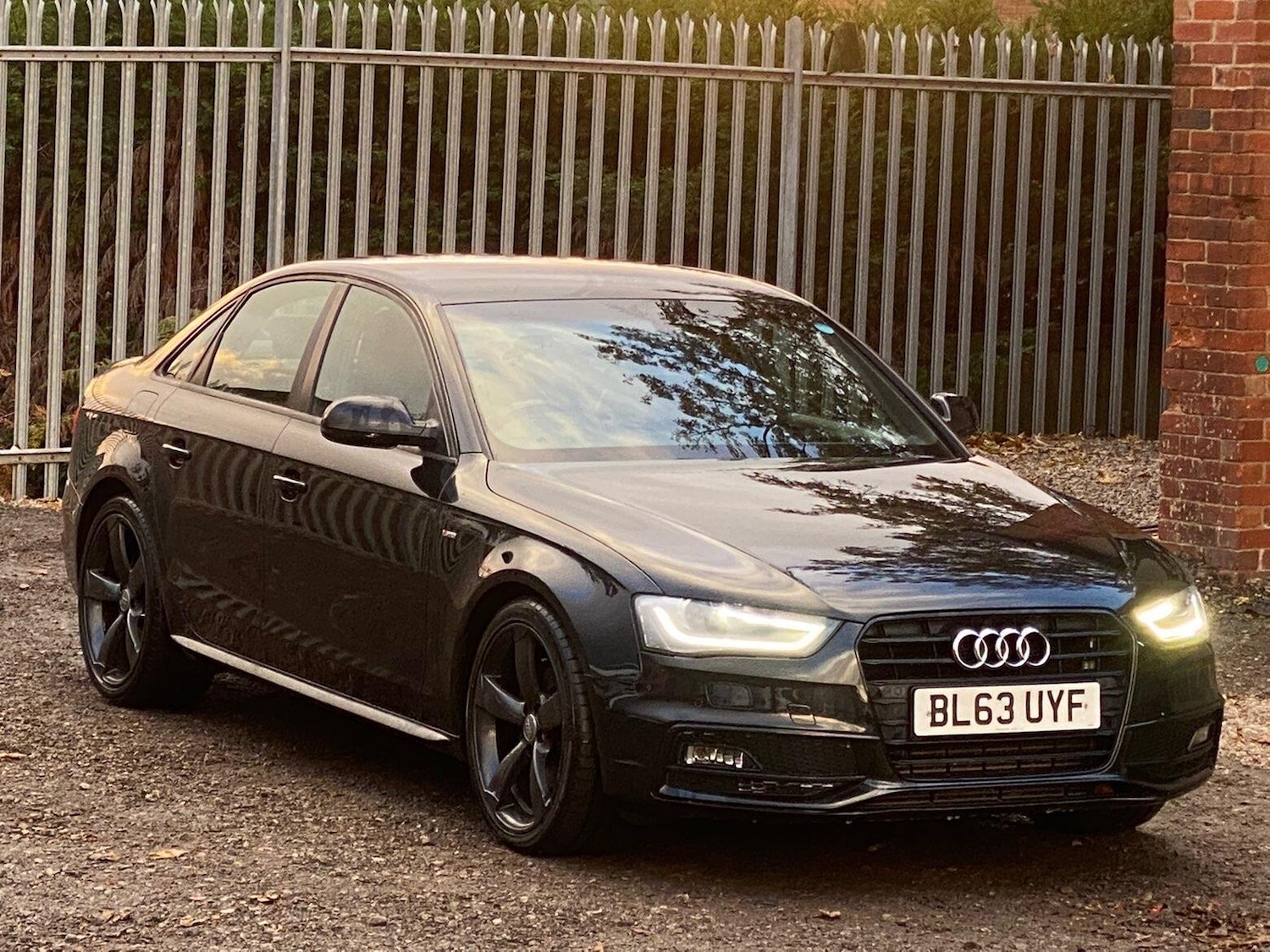 Used Audi A4 2014 for sale - 76433183: Photo 24