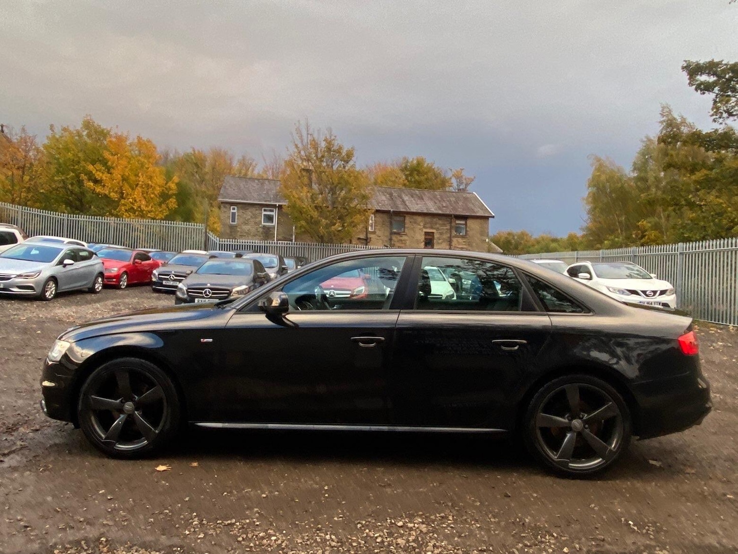 Used Audi A4 2014 for sale - 76433183: Photo 4