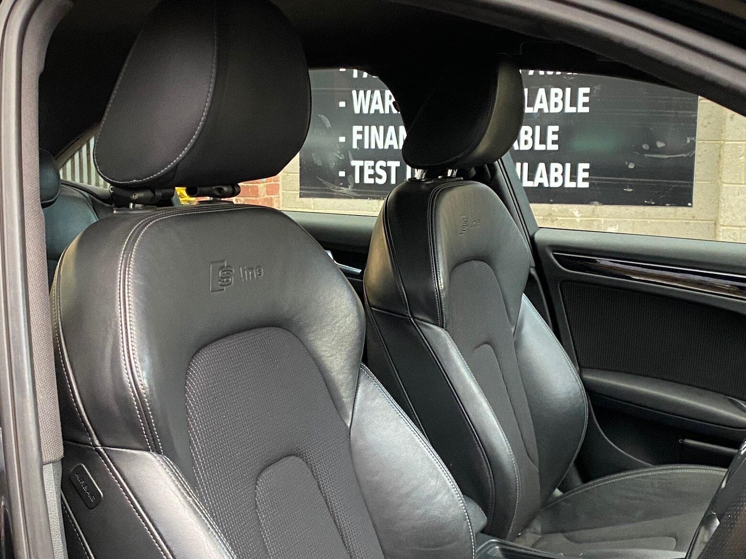 Used Audi A4 2014 for sale - 76433183: Photo 6