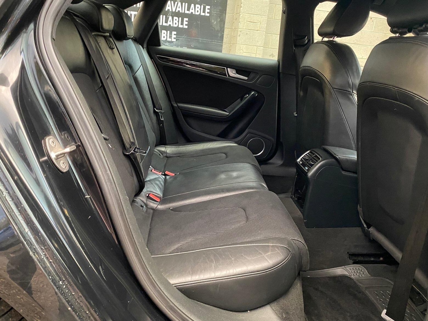 Used Audi A4 2014 for sale - 76433183: Photo 9