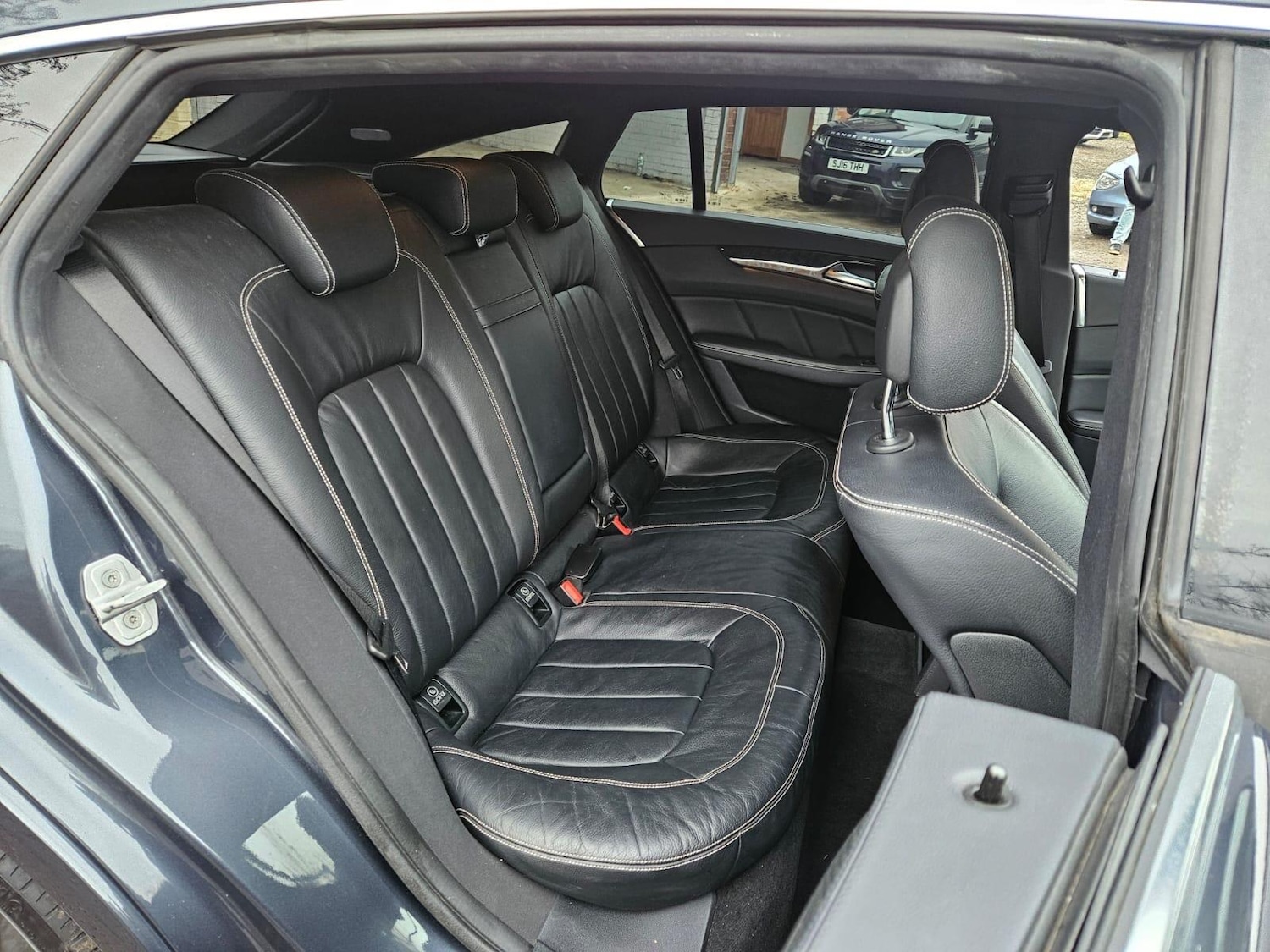 Used Mercedes-Benz CLS 2013 for sale - 77143391: Photo 16