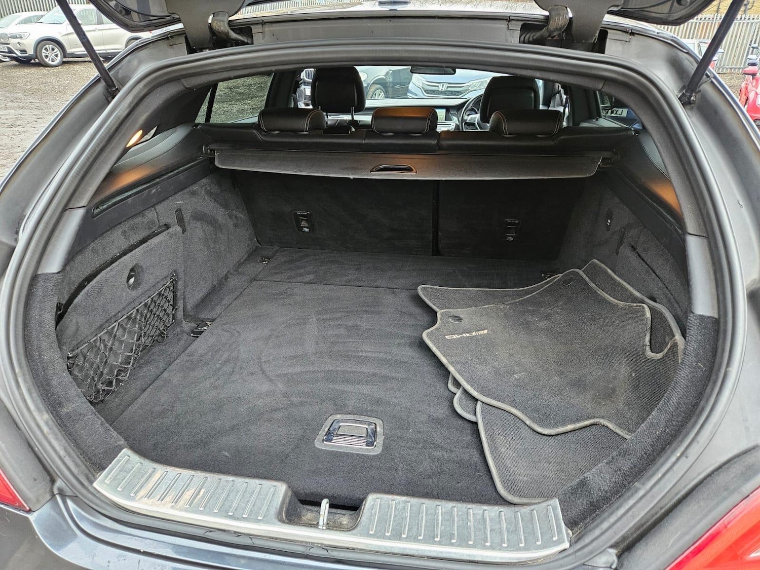 Used Mercedes-Benz CLS 2013 for sale - 77143391: Photo 8