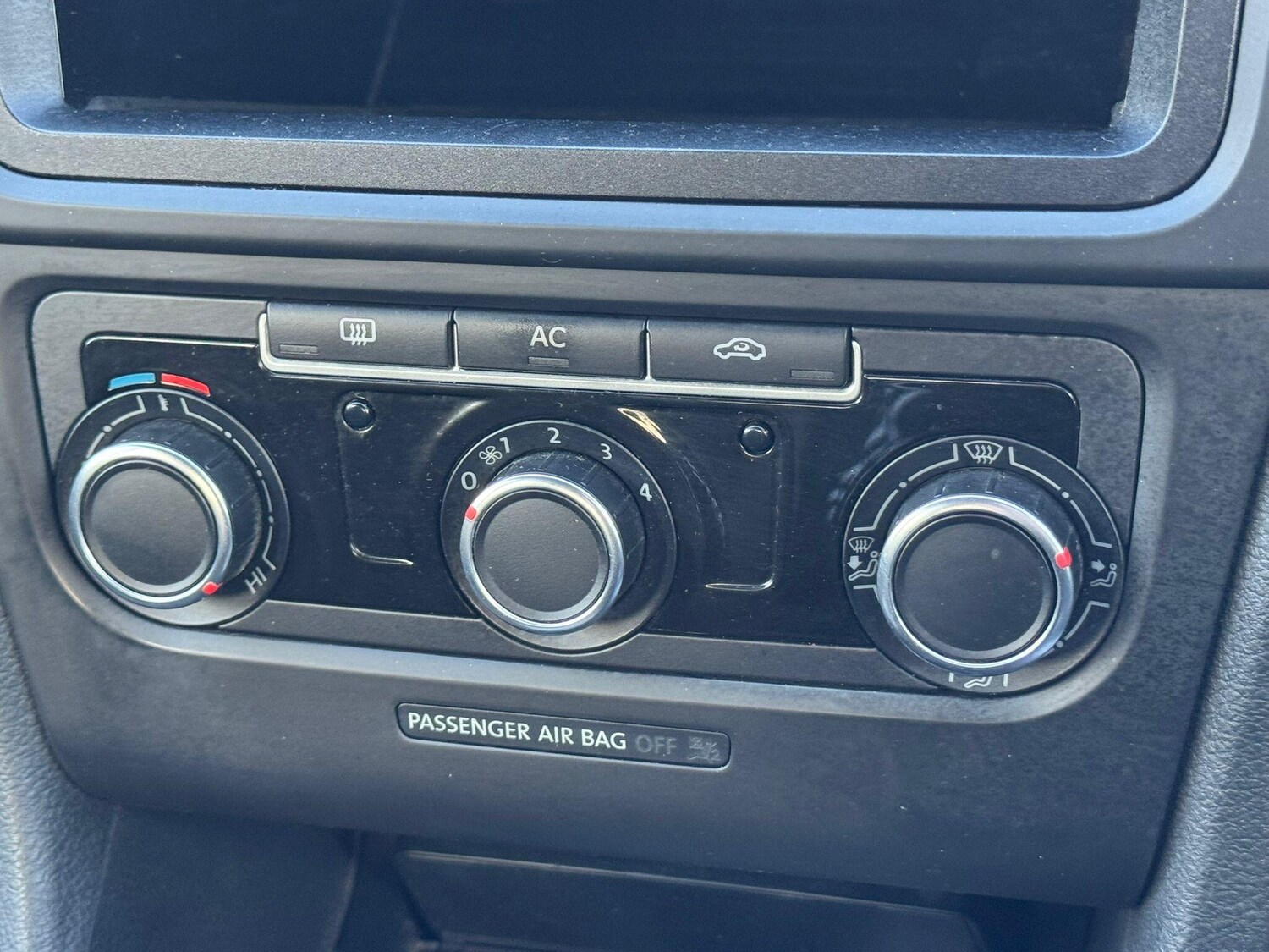 Used Volkswagen Golf 2011 for sale - 77839664: Photo 17