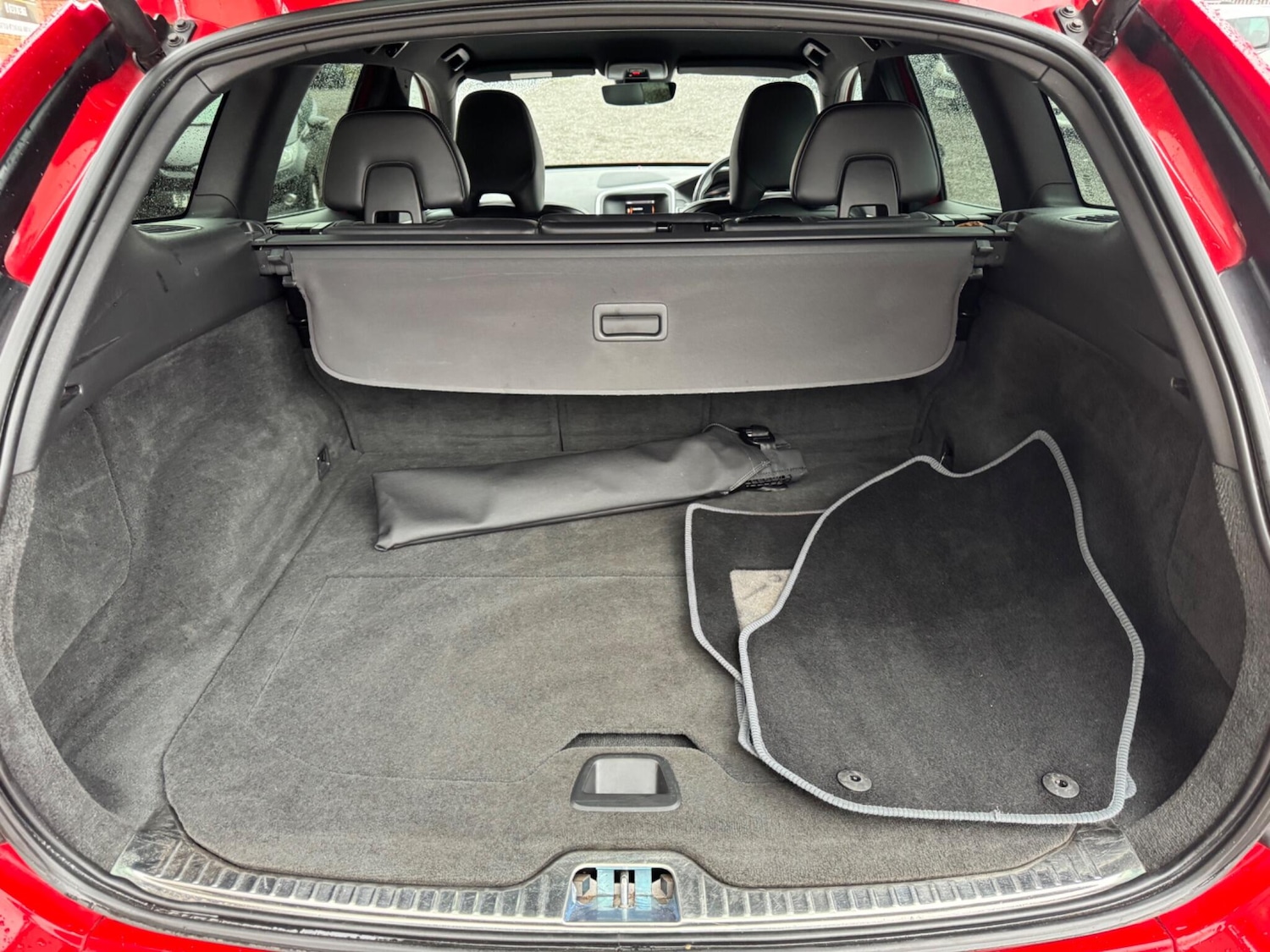 Used Volvo XC60 2014 for sale - 78020232: Photo 11