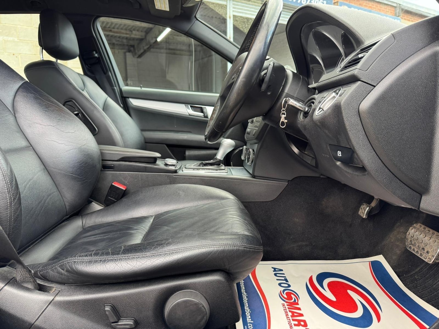 Used Mercedes-Benz C Class 2011 for sale - 78204527: Photo 6