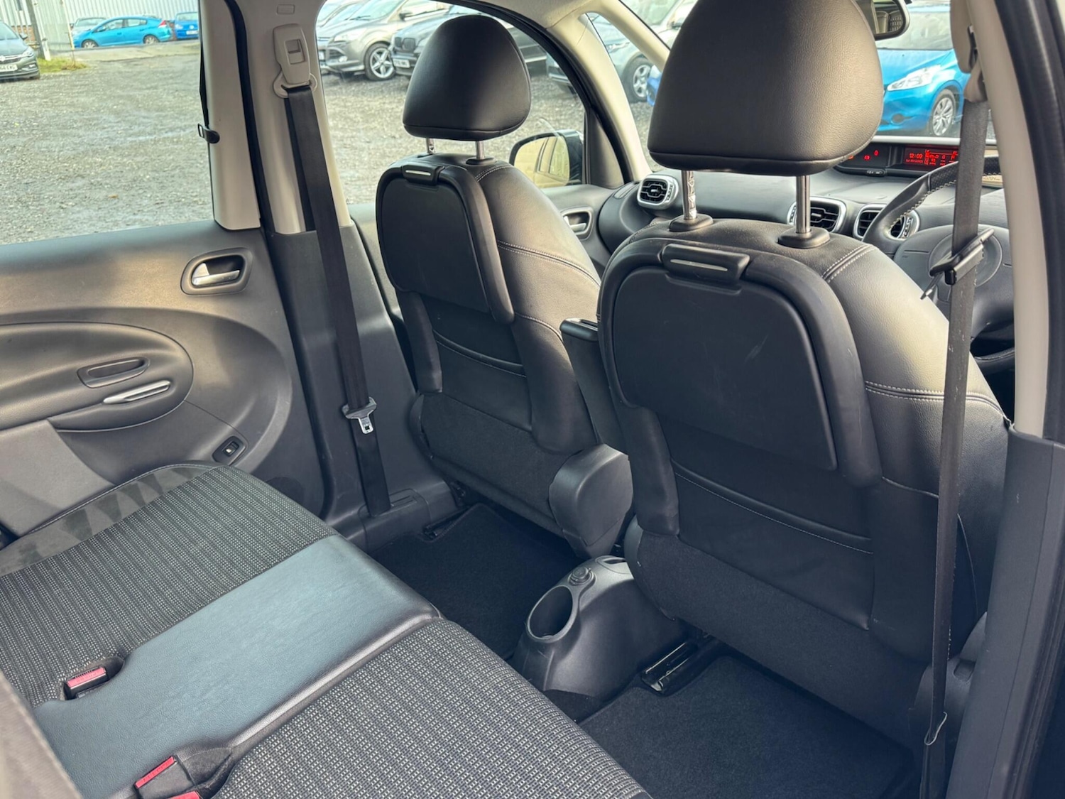 Used Citroen C3 Picasso 2013 for sale - 76832290: Photo 10