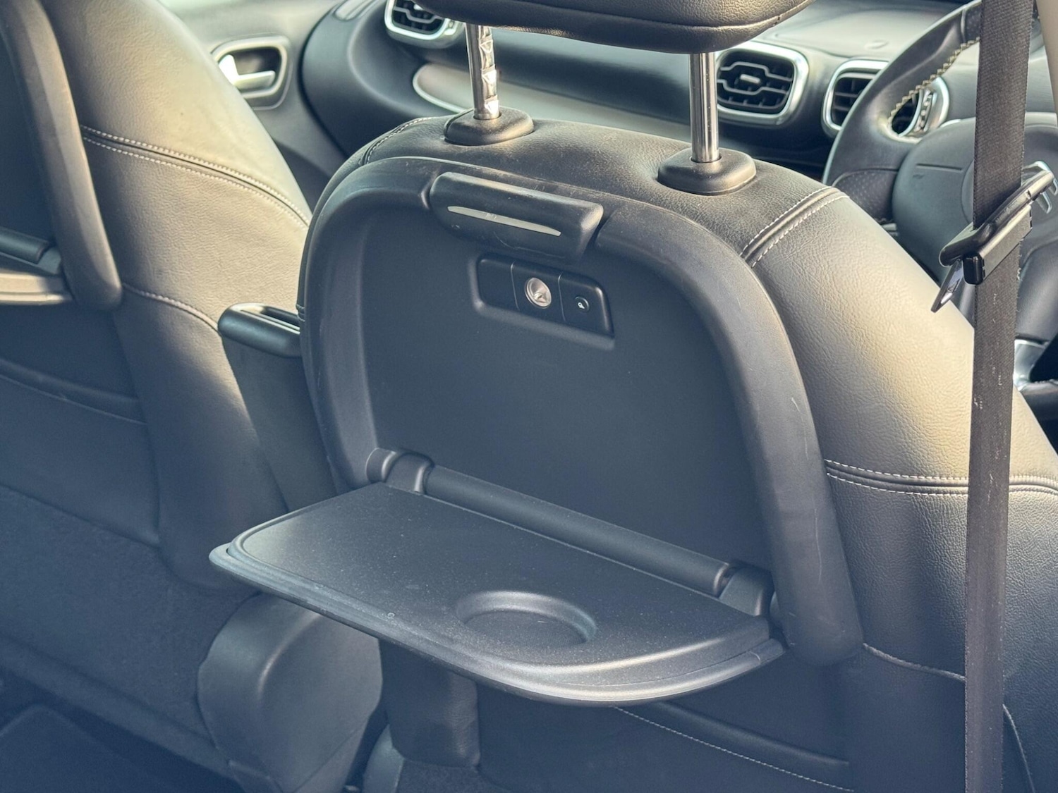 Used Citroen C3 Picasso 2013 for sale - 76832290: Photo 11