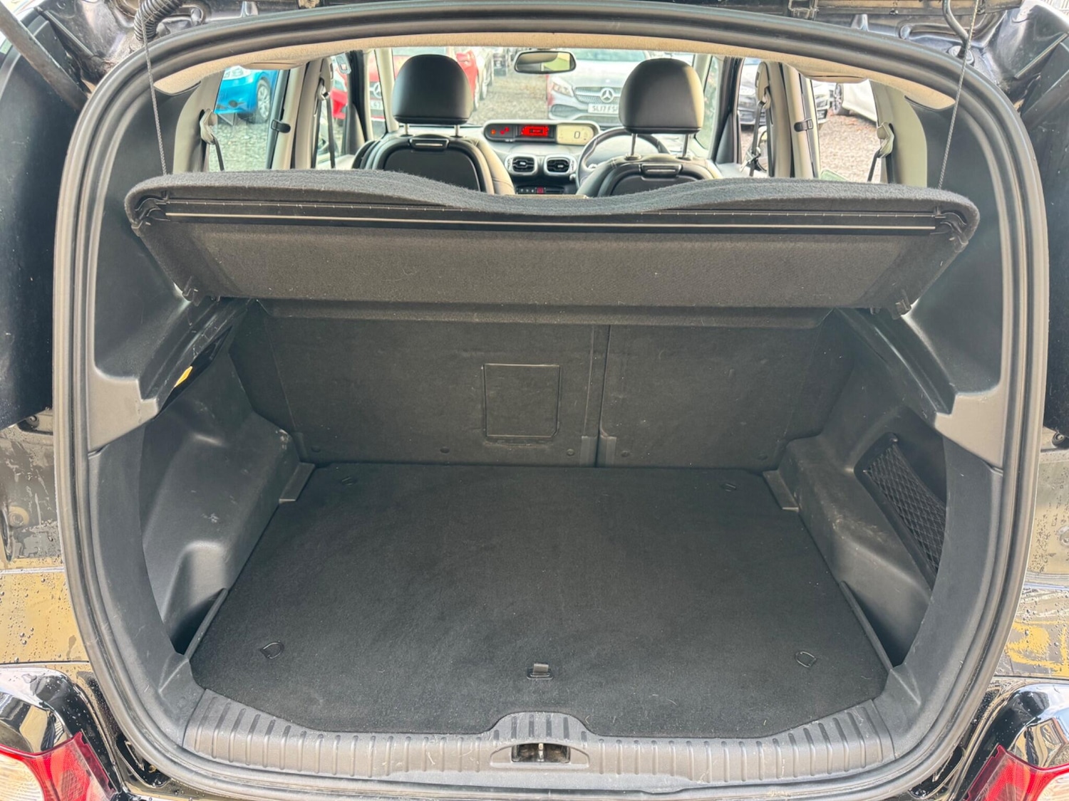 Used Citroen C3 Picasso 2013 for sale - 76832290: Photo 12