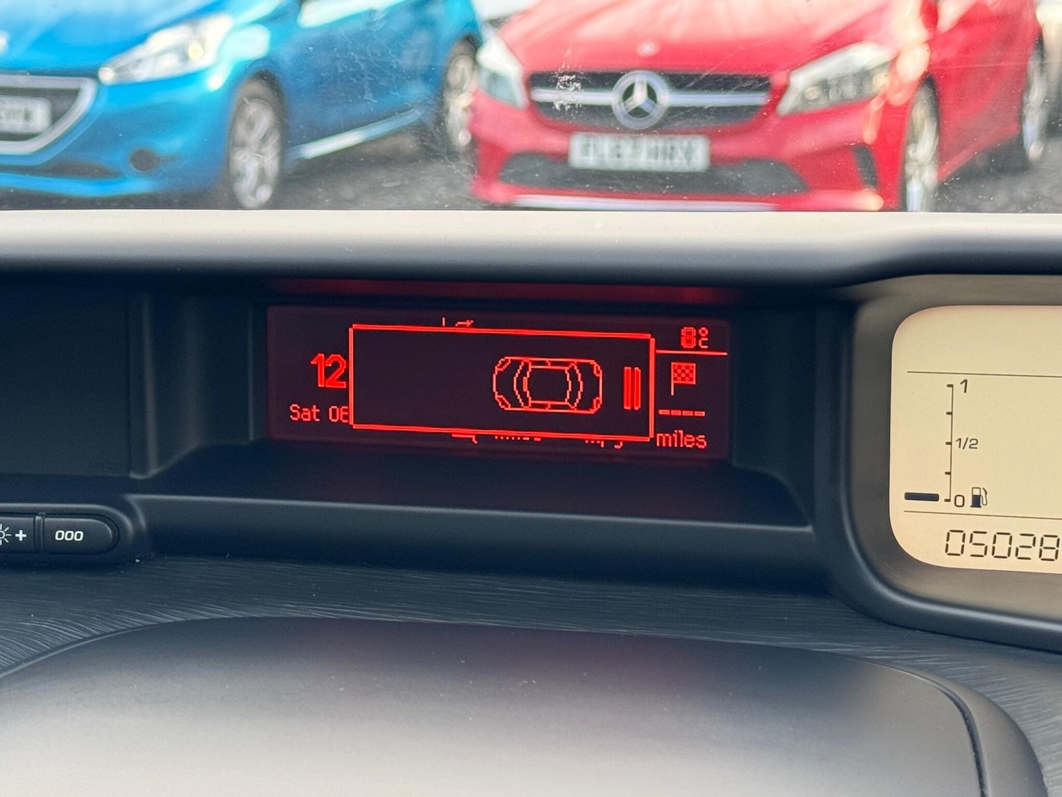 Used Citroen C3 Picasso 2013 for sale - 76832290: Photo 23