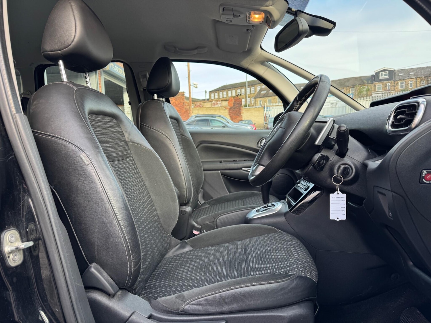 Used Citroen C3 Picasso 2013 for sale - 76832290: Photo 6