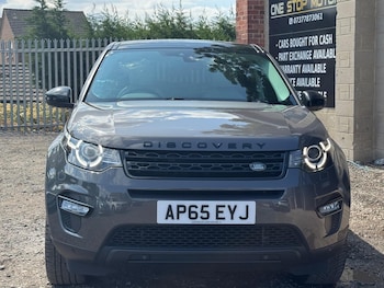 Used Land Rover Discovery Sport 2016 for sale - 79609137: Photo