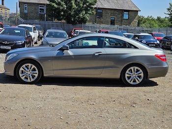 Used Mercedes-Benz E Class 2010 for sale - 79168406: Photo