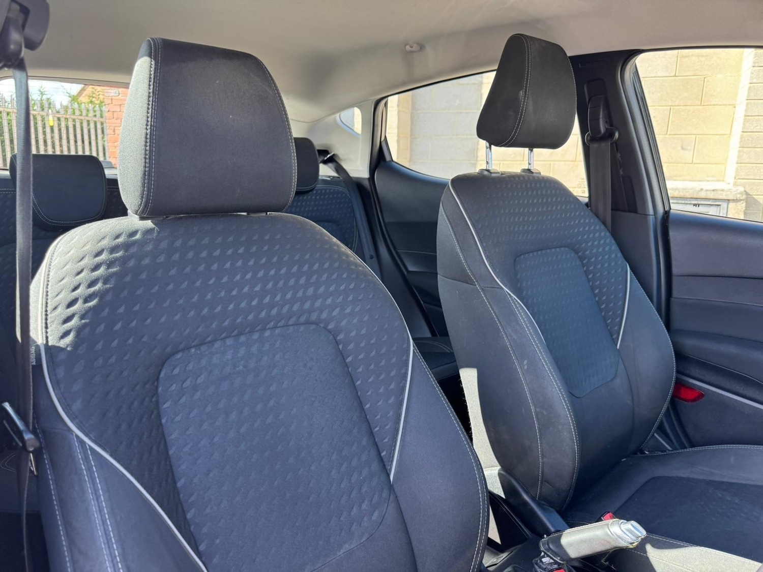 Used Ford Fiesta 2017 for sale - 77892926: Photo 10