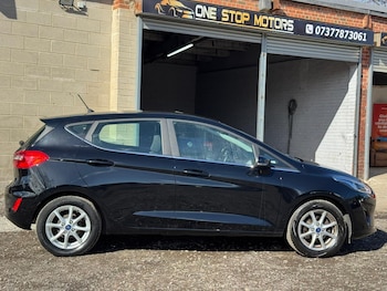 Used Ford Fiesta 2017 for sale - 77892926: Photo