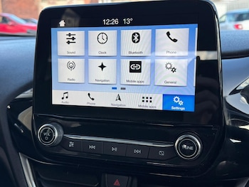 Used Ford Fiesta 2017 for sale - 77892926: Photo