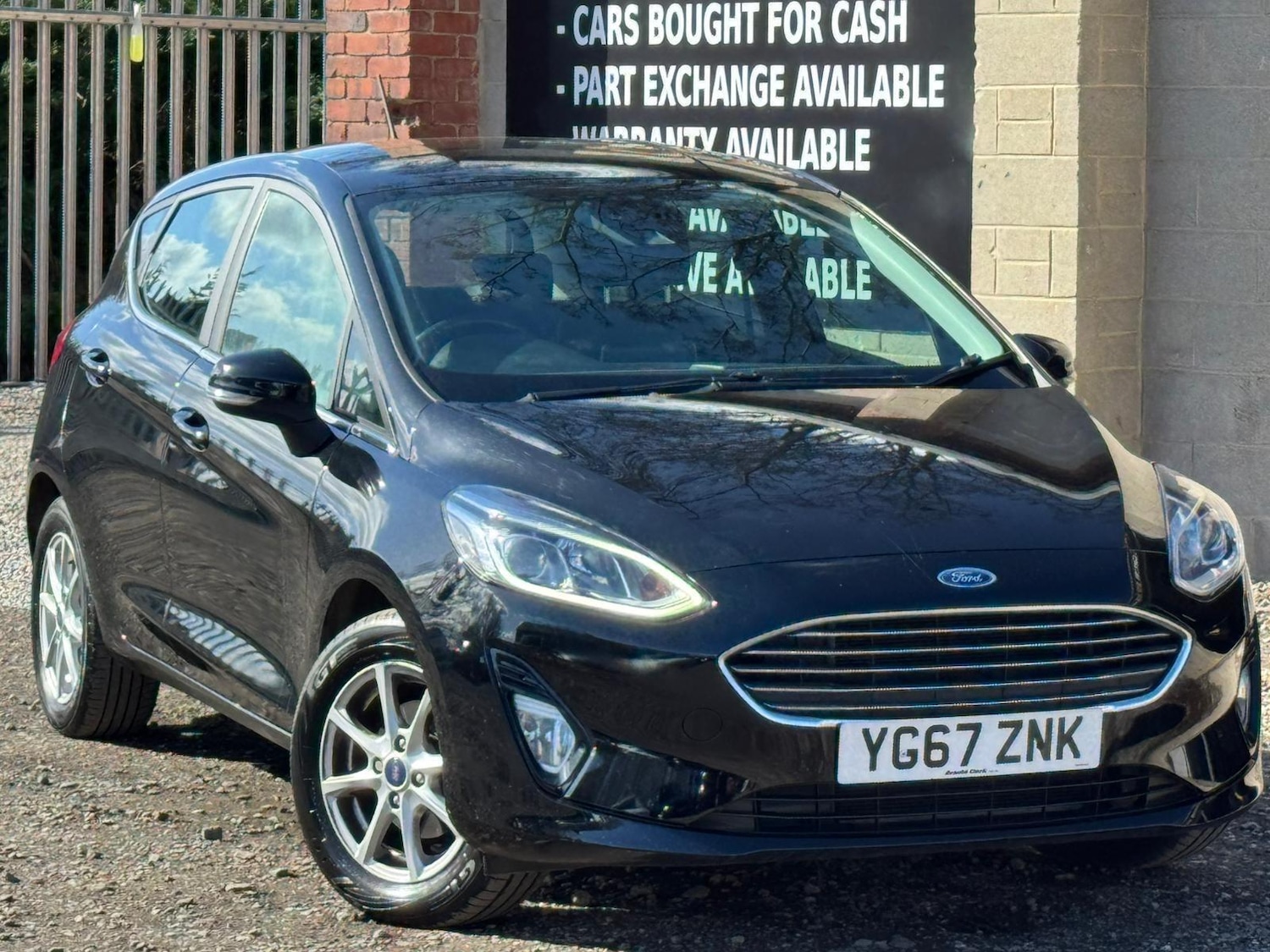 Used Ford Fiesta 2017 for sale - 77892926: Photo 5