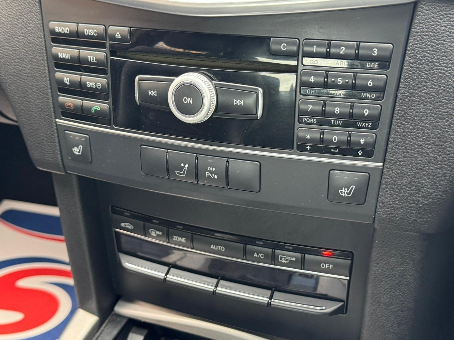 Used Mercedes-Benz E Class 2011 for sale - 78007167: Photo 15