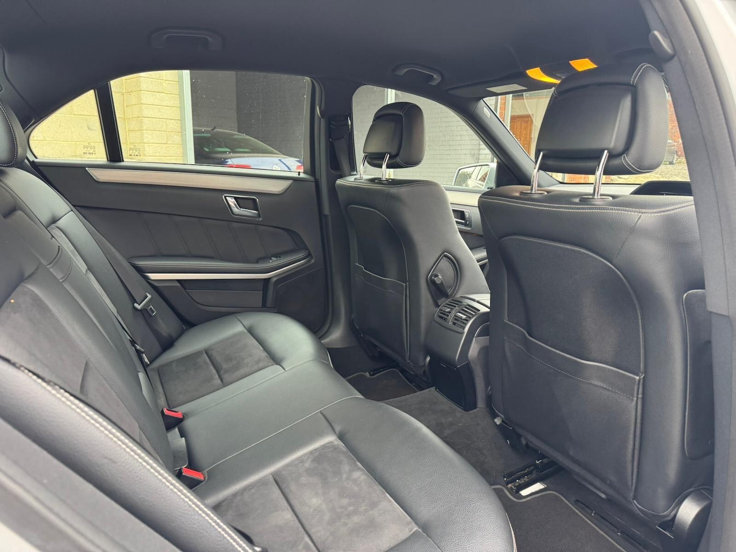 Used Mercedes-Benz E Class 2011 for sale - 78007167: Photo 21