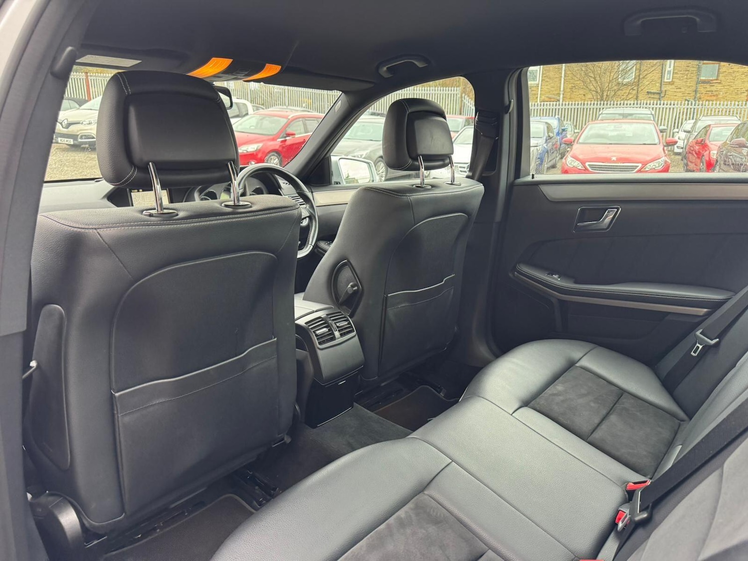 Used Mercedes-Benz E Class 2011 for sale - 78007167: Photo 22