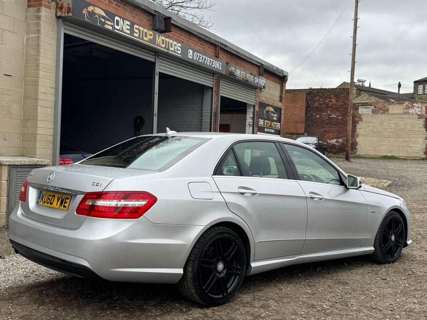 Used Mercedes-Benz E Class 2011 for sale - 78007167: Photo 9