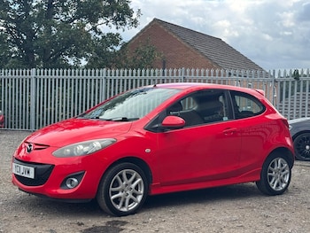 Used Mazda Mazda2 2011 for sale - 75540103: Photo