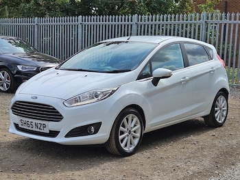 Used Ford Fiesta 2015 for sale - 79475525: Photo