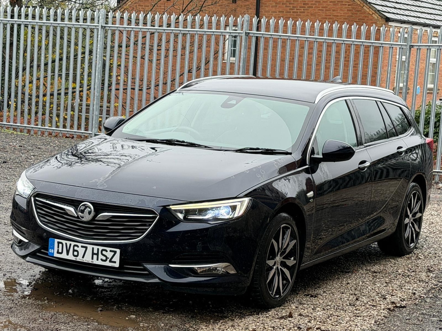Used Vauxhall Insignia 2017 for sale - 77156678: Photo 3