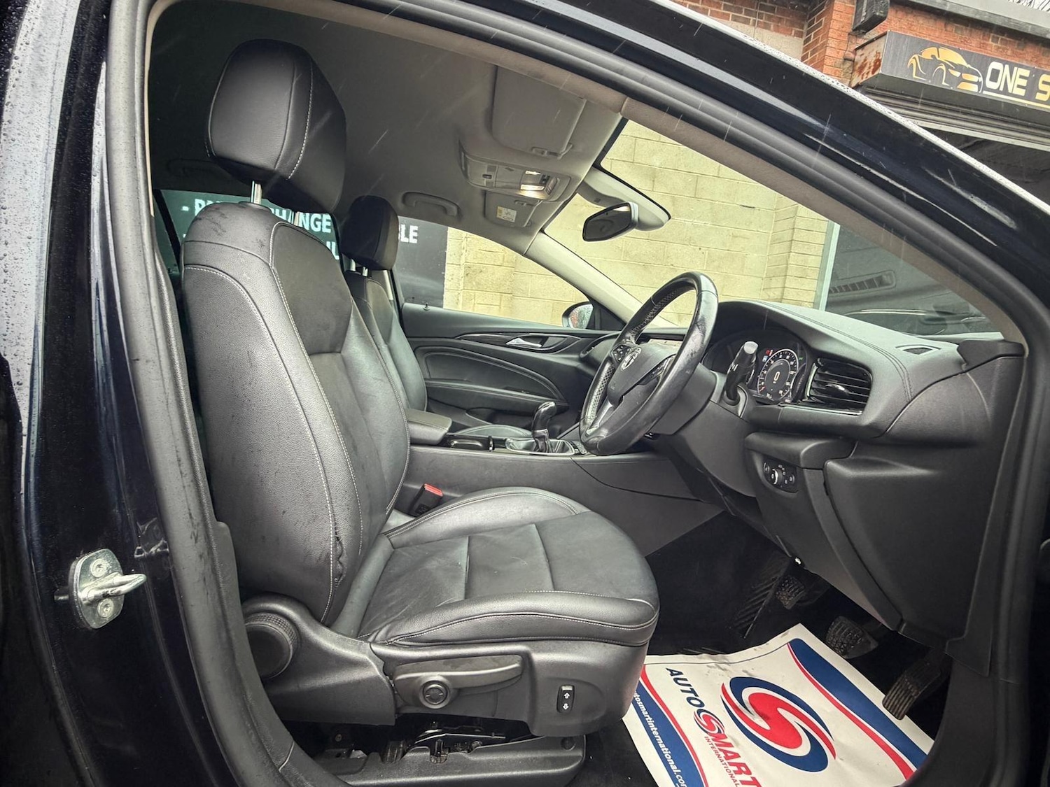 Used Vauxhall Insignia 2017 for sale - 77156678: Photo 6