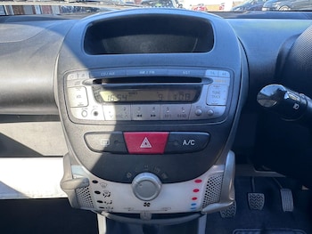 Used Peugeot 107 2010 for sale - 75732322: Photo