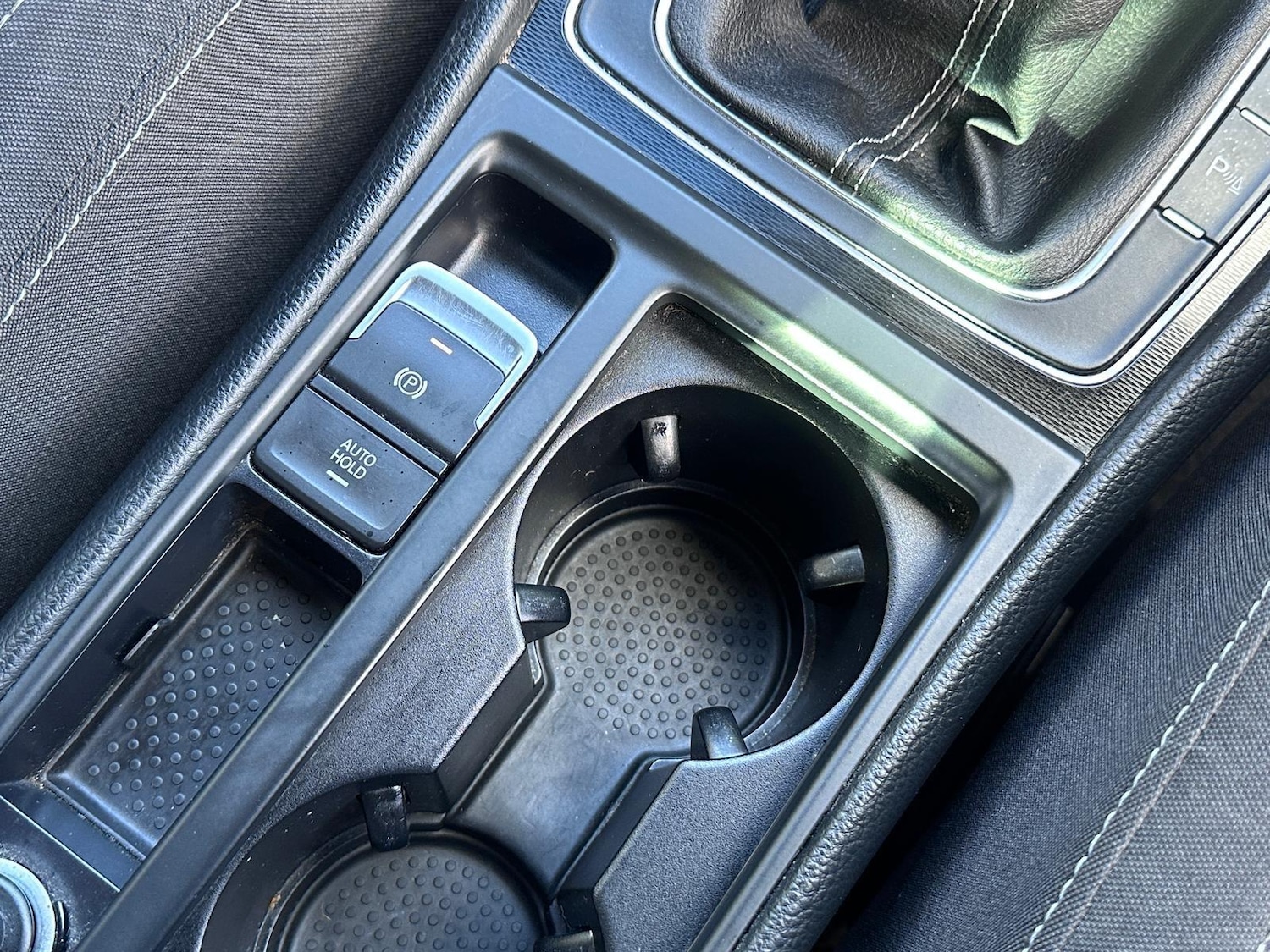 Used Volkswagen Golf 2014 for sale - 76759601: Photo 18