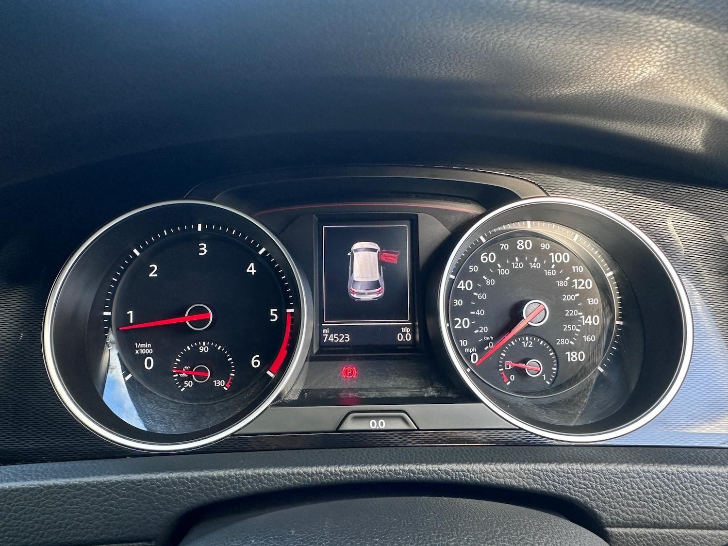 Used Volkswagen Golf 2014 for sale - 76759601: Photo 22