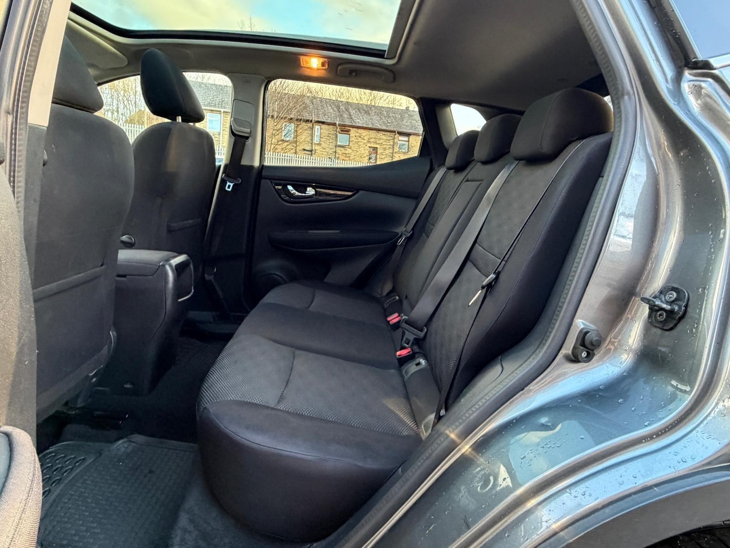 Used Nissan Qashqai 2017 for sale - 76912849: Photo 15