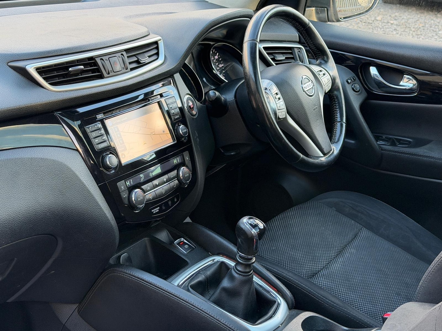 Used Nissan Qashqai 2017 for sale - 76912849: Photo 16