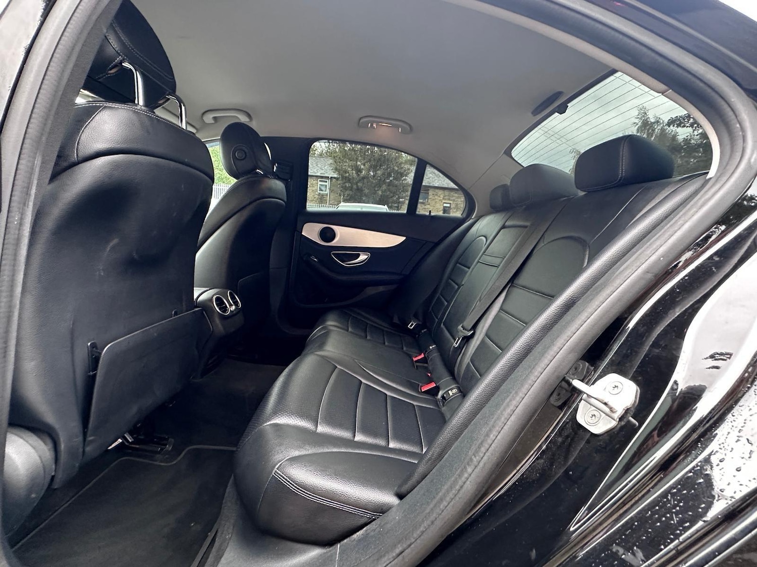 Used Mercedes-Benz C Class 2015 for sale - 77091314: Photo 7