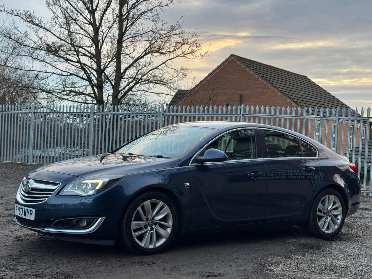 Used Vauxhall Insignia 2013 for sale - 77202654: Photo 3