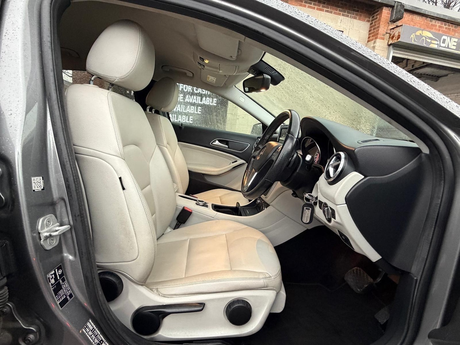 Used Mercedes-Benz GLA 2015 for sale - 76823595: Photo 14