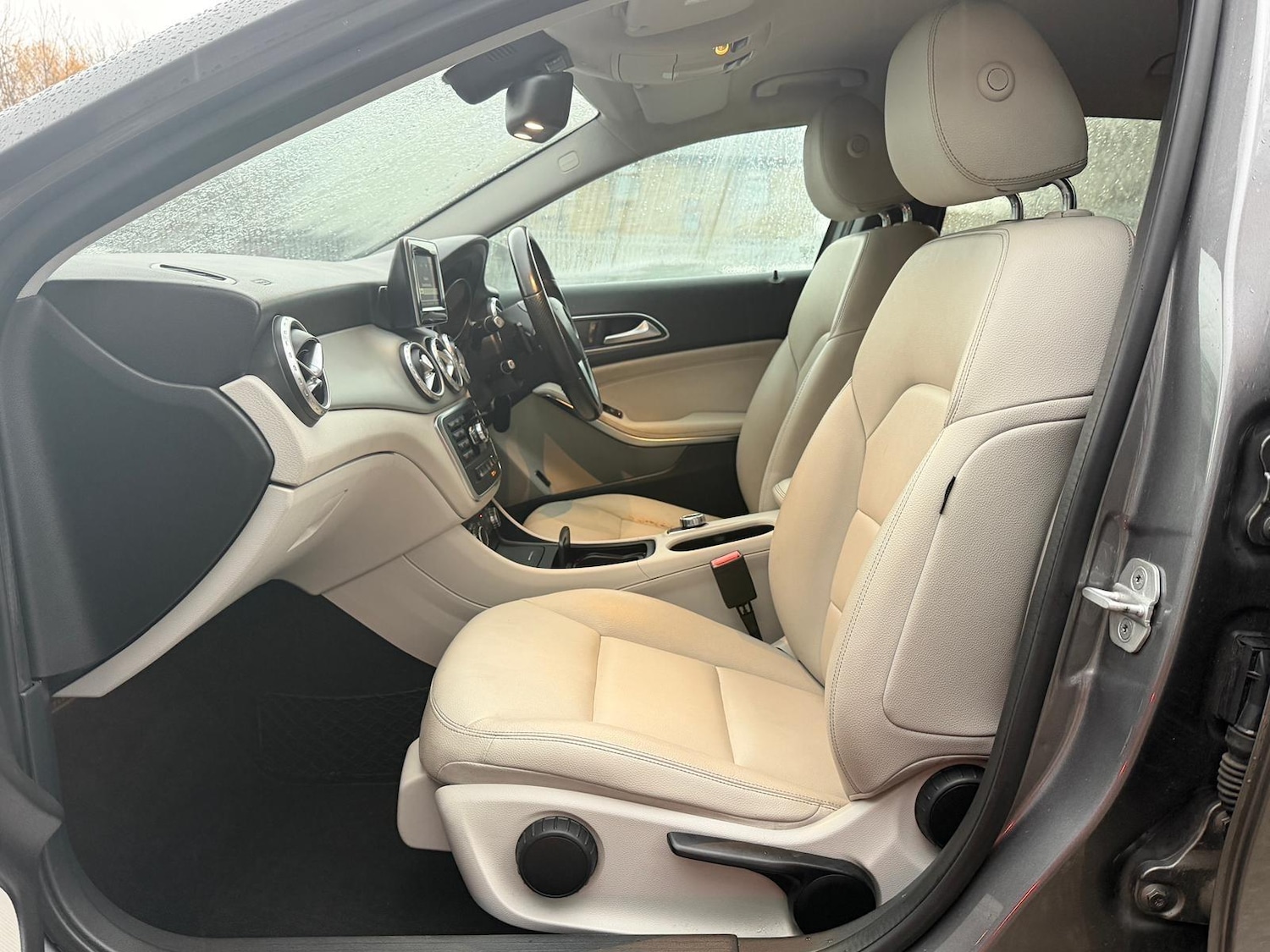 Used Mercedes-Benz GLA 2015 for sale - 76823595: Photo 19