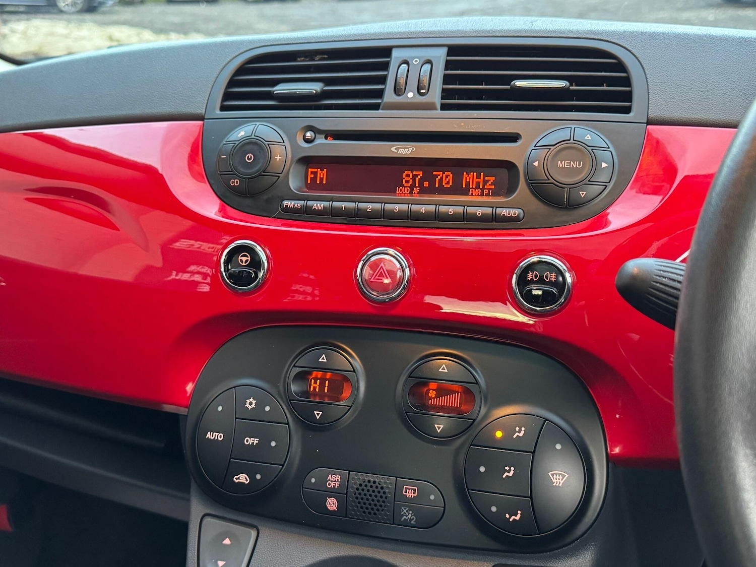 Used Fiat 500 2015 for sale - 77202966: Photo 11