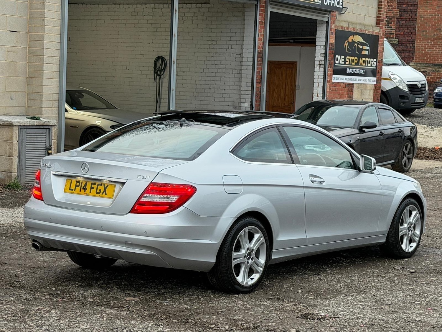 Used Mercedes-Benz C Class 2014 for sale - 77050125: Photo 12
