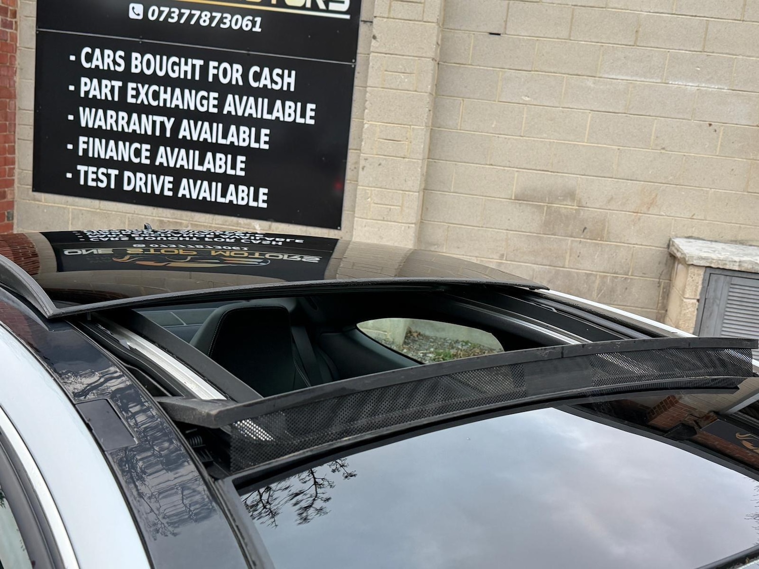 Used Mercedes-Benz C Class 2014 for sale - 77050125: Photo 2