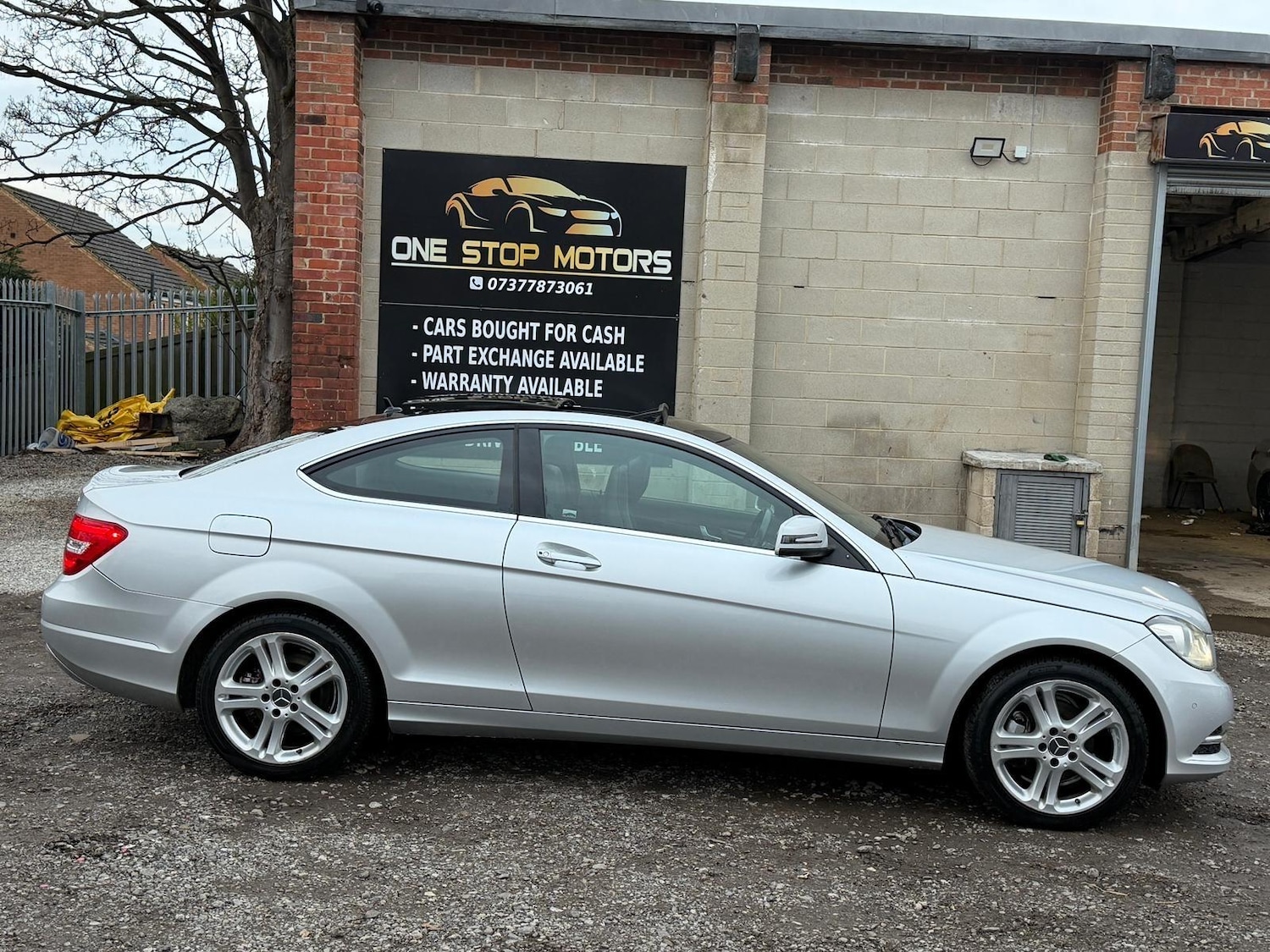 Used Mercedes-Benz C Class 2014 for sale - 77050125: Photo 24